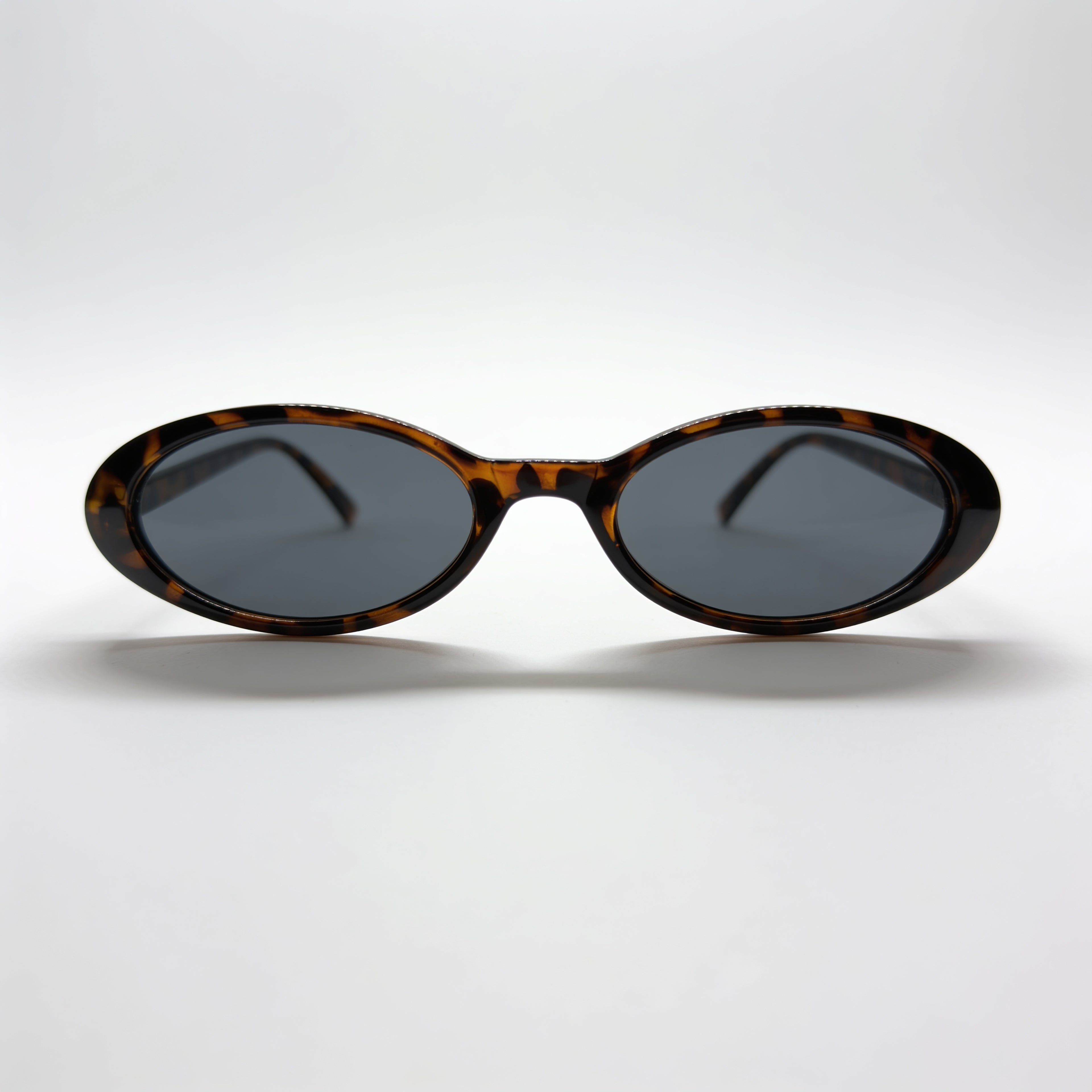 VERA Leopard oval acetate sunglasses front view - Frame Studio